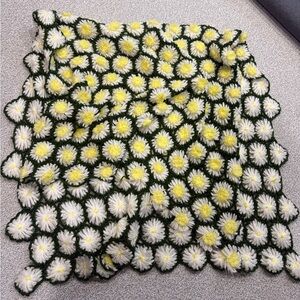 Vintage Crocheted Floral Afghan